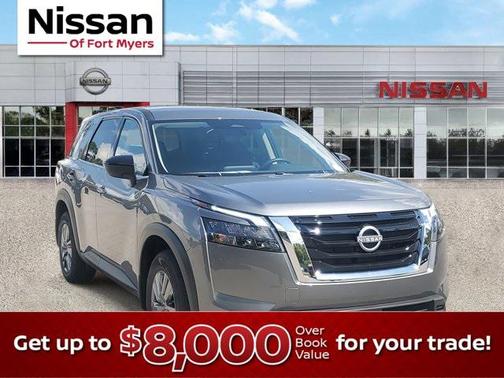 2025 Nissan Pathfinder S FWD