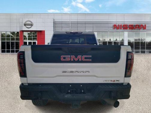 2024 GMC Sierra 2500 AT4X