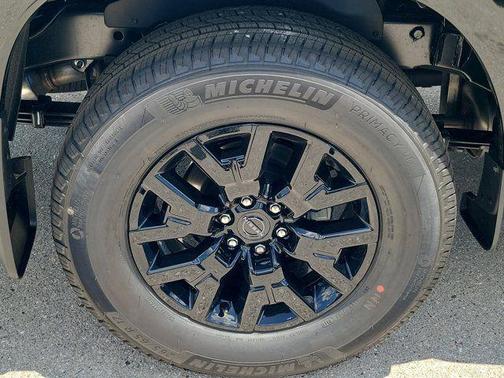Super Black 2026 Nissan Frontier SV