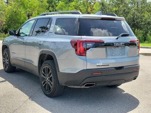 2023 GMC Acadia FWD SLE