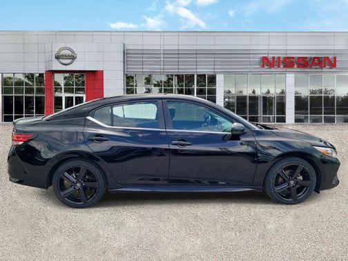 Super Black 2023 Nissan Sentra SR