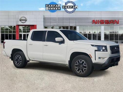 2022 Nissan Frontier SV