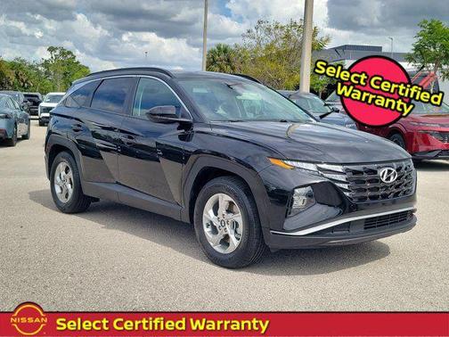 Black Pearl 2024 Hyundai TUCSON SEL