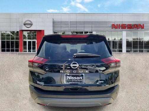 Super Black 2023 Nissan Rogue S