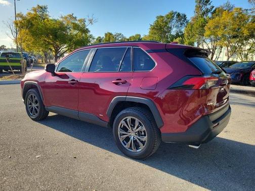 2023 Toyota RAV4 Hybrid XLE Premium