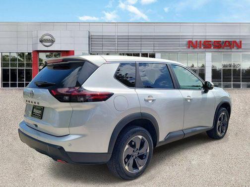 Brilliant Silver Metallic 2025 Nissan Rogue SV