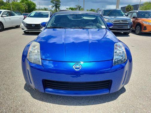 Daytona Blue Clearcoat Metallic 2005 Nissan 350Z Grand Touring