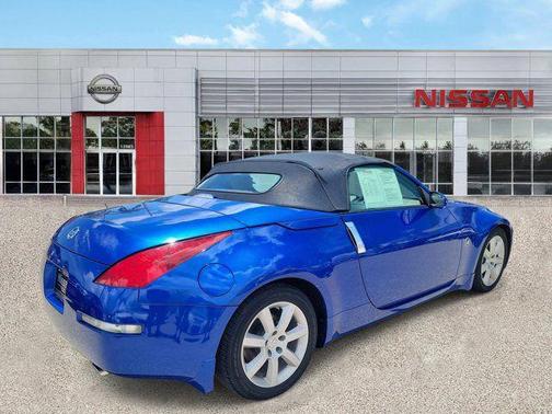 Daytona Blue Clearcoat Metallic 2005 Nissan 350Z Grand Touring