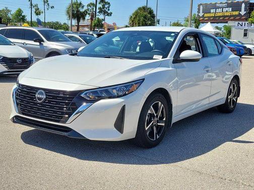 Aspen White Tricoat 2025 Nissan Sentra SV