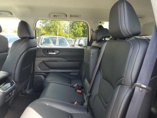 2026 Nissan Armada SV