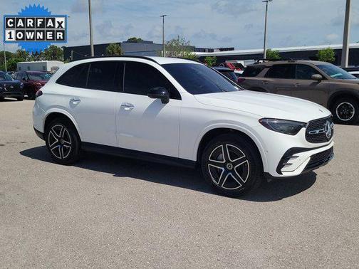 Polar White 2025 Mercedes-Benz GLC 300 4MATIC