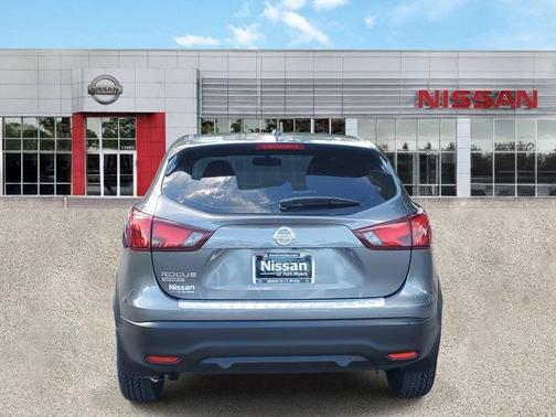2018 Nissan Rogue Sport S