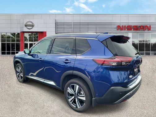 Caspian Blue Metallic 2023 Nissan Rogue SL