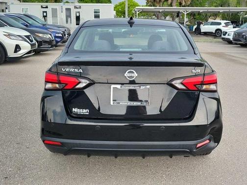 2021 Nissan Versa 1.6 S