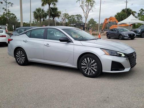 2025 Nissan Altima 2.5 SV