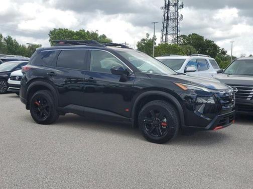2025 Nissan Rogue Rock Creek