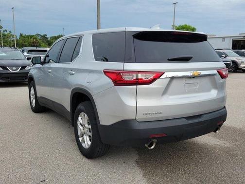 2021 Chevrolet Traverse LS