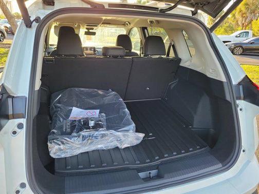 Everest White Pearl Tricoat 2026 Nissan Rogue Rock Creek