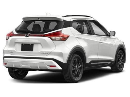 Super Black 2023 Nissan Kicks SR