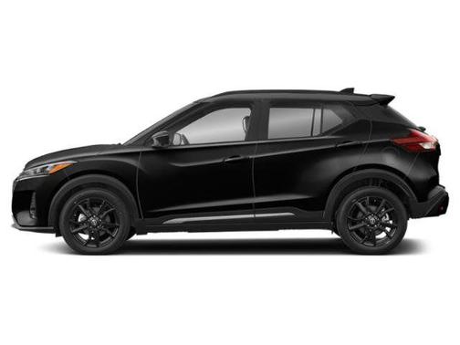 Super Black 2023 Nissan Kicks SR