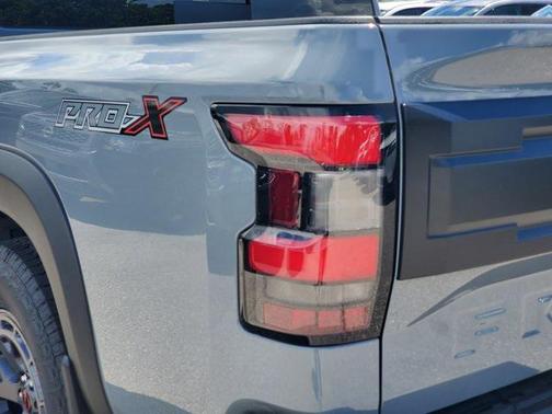 2025 Nissan Frontier PRO-X