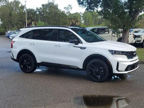 2023 Kia Sorento SX
