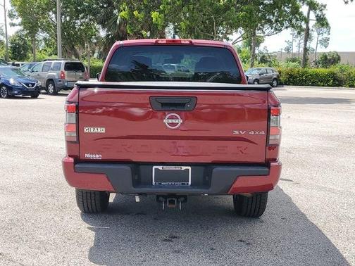 2022 Nissan Frontier SV