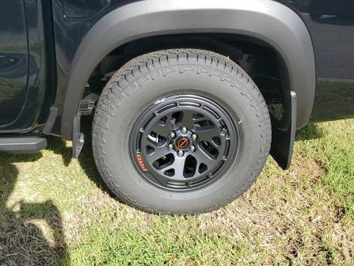 2026 Nissan Frontier PRO-X
