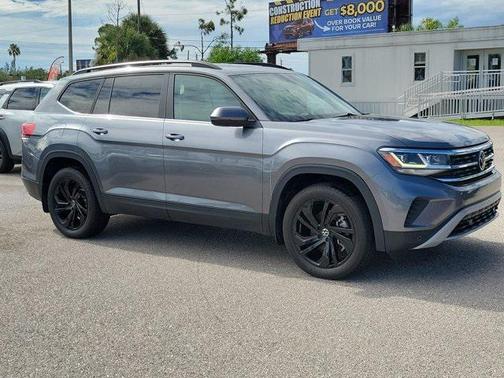 2022 Volkswagen Atlas 3.6L SE w/Technology