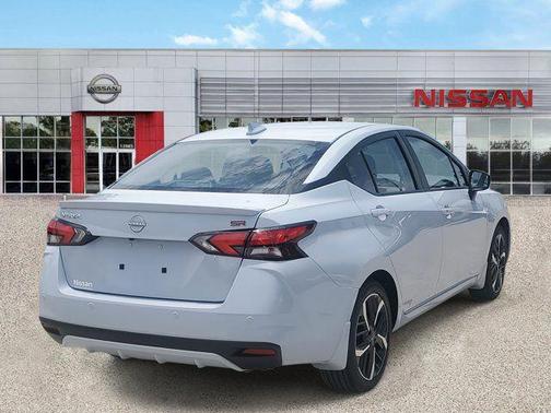 Gray Sky Pearl 2025 Nissan Versa 1.6 S