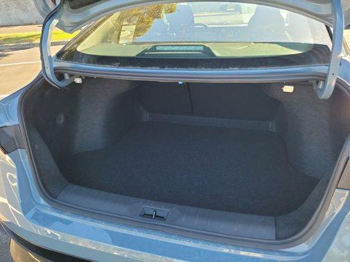 Atlantic Gray Metallic/Super Black 2026 Nissan Sentra SR