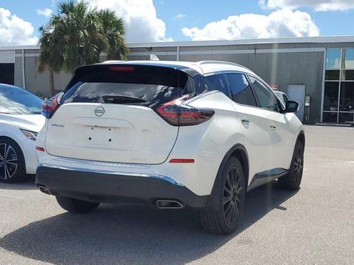 2023 Nissan Murano SL FWD