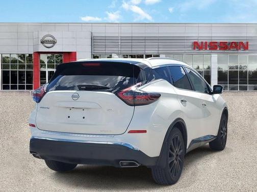 2023 Nissan Murano SL FWD