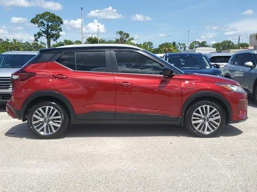 2024 Nissan Kicks SV