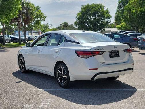 Aspen White Tricoat 2025 Nissan Sentra SV