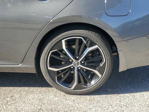 2025 Nissan Altima SR FWD