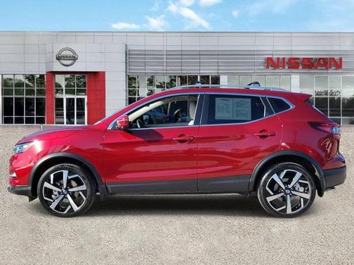 2022 Nissan Rogue Sport SL