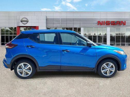 Electric Blue Metallic 2022 Nissan Kicks S