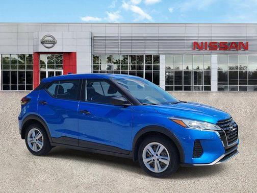 Electric Blue Metallic 2022 Nissan Kicks S