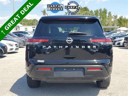 2024 Nissan Pathfinder S FWD