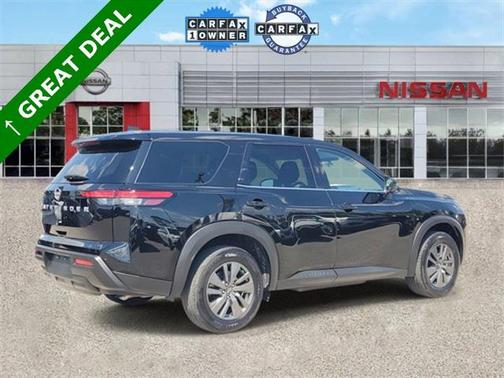 2024 Nissan Pathfinder S FWD