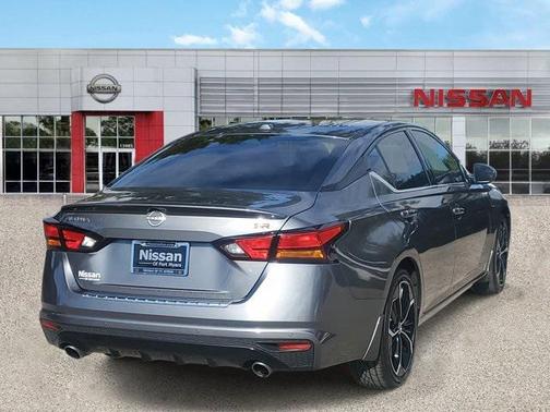 2023 Nissan Altima SR FWD