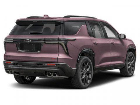 Stardust Metallic 2024 Chevrolet Traverse RS