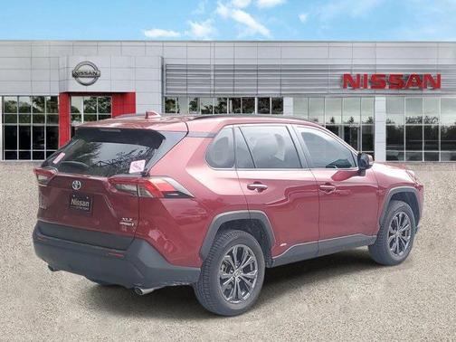 2023 Toyota RAV4 Hybrid XLE Premium