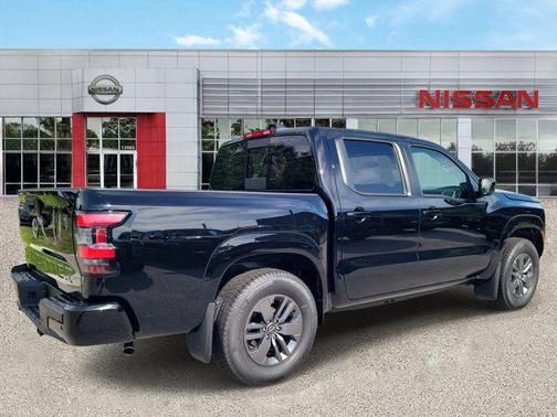 Super Black 2026 Nissan Frontier SV