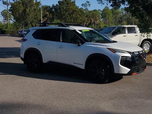 2025 Nissan Rogue Rock Creek