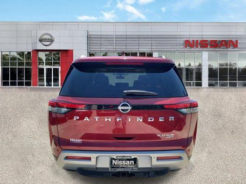 Scarlet Ember Tintcoat 2022 Nissan Pathfinder Platinum 4WD