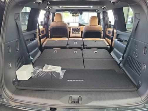 2025 Nissan Armada Platinum Reserve 2WD