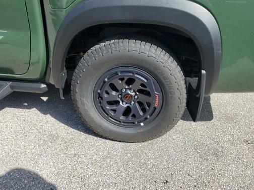 2025 Nissan Frontier PRO-X