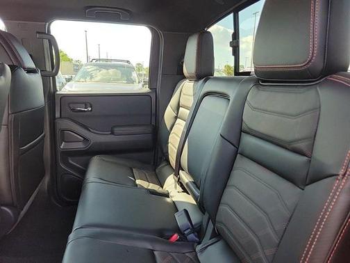 2025 Nissan Frontier PRO-X